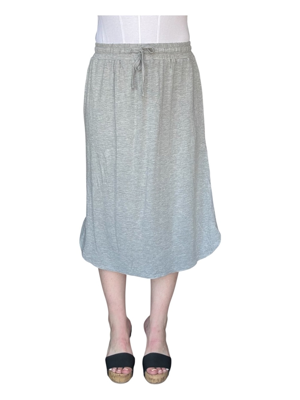 New dip never worn cotton skirt mid length with elastic tic drawstring waist